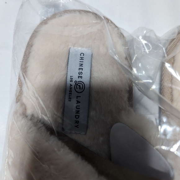 NWT Chinese Laundry Slippers L/XL - Picture 3 of 4